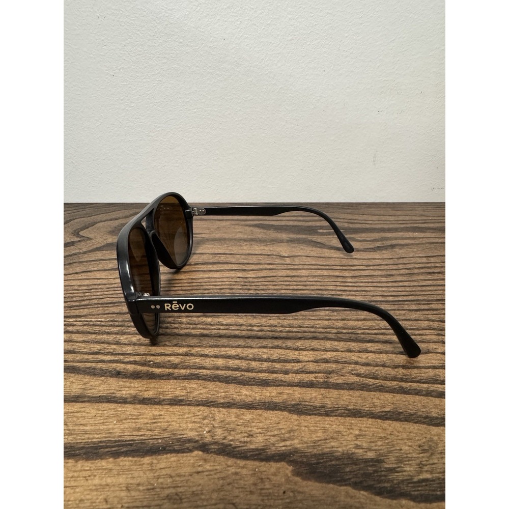 REVO Grand Venture Polarized Aviator Sunglasses Green Mirror Black Frame - Picture 3 of 3
